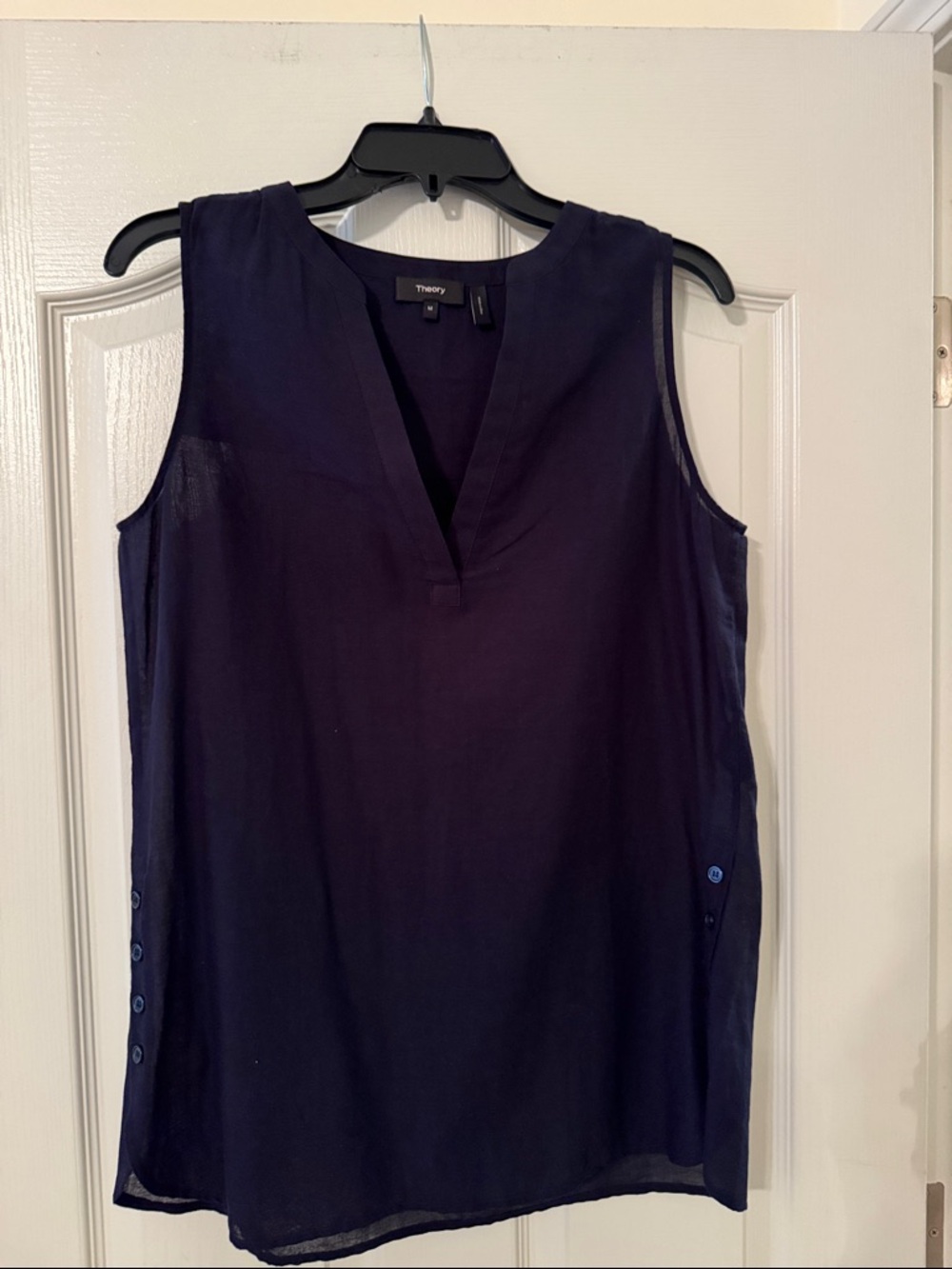 Theory Navy V-Neck Sleeveless Shell Top